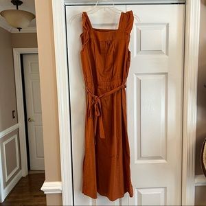 Universal thread orange colored midi dress, size Small.
